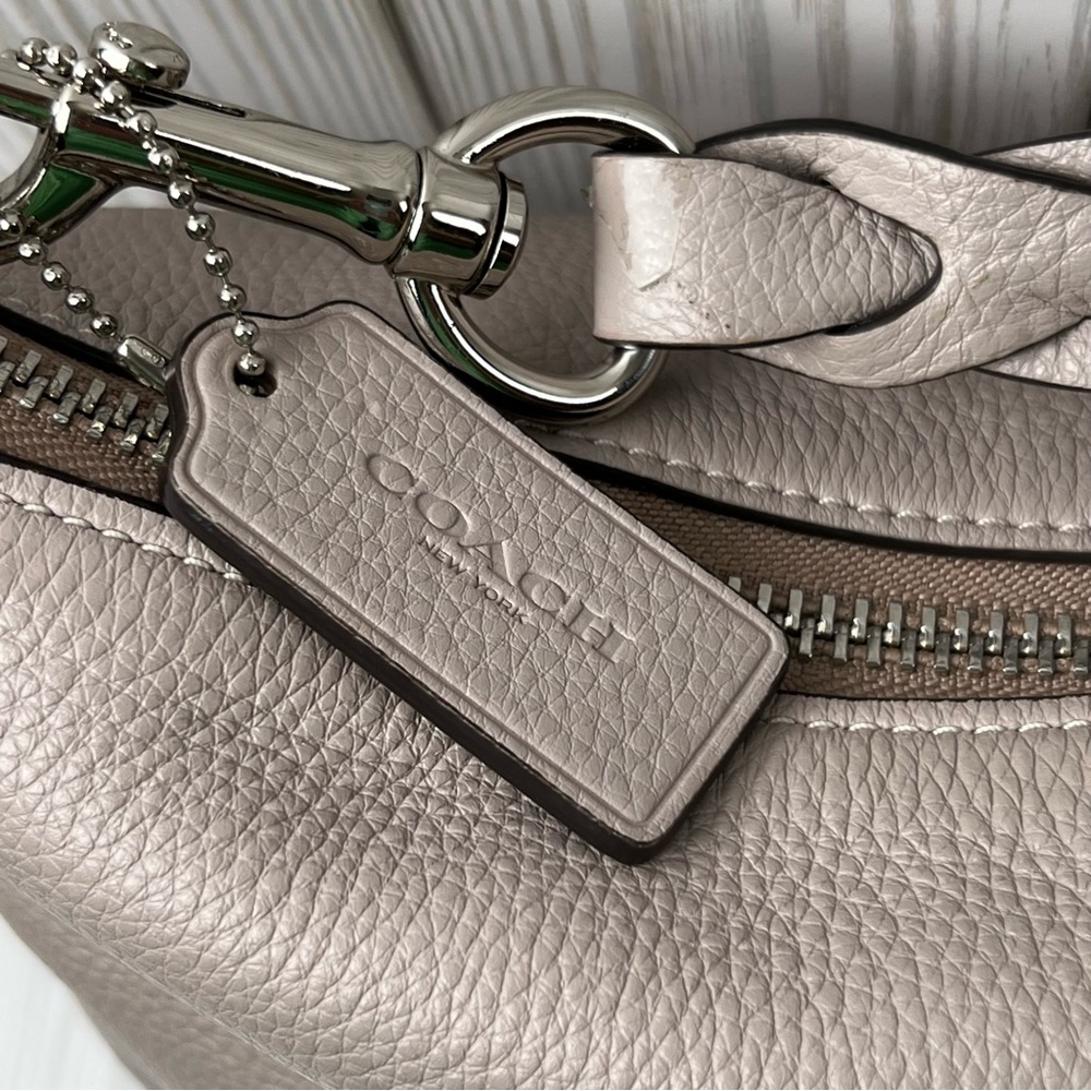 Coach Abby Duffle Chalk Soft Pebbled Leather Shoulder‎ Bag F31507 - Picture 5 of 9